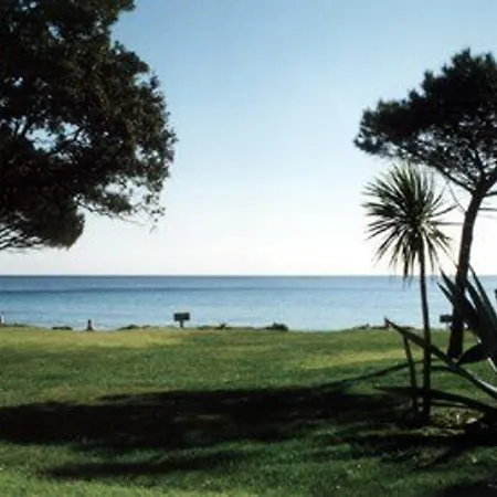 Duplex 6 Pers, 100m Plage, Terrasse Ensoleillee, Parking Prive, Proche Commerces - Fr-1-251-564 Appartement Le Lavandou